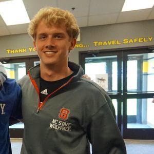 Meet your Posher, Max